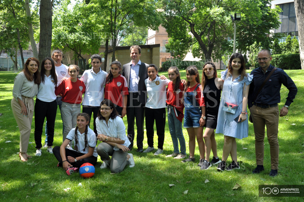 Les femmes et le football