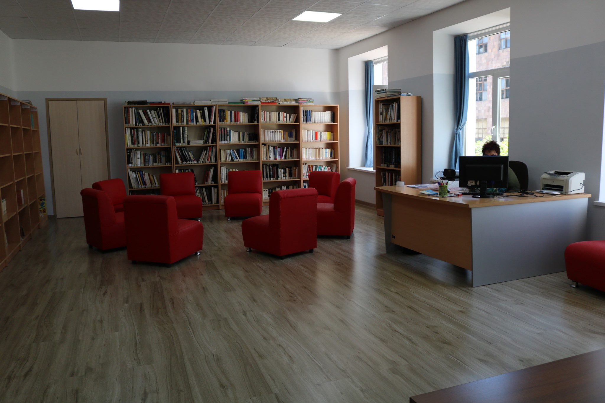 La rentrée du Lycée français Anatole France dans les nouveaux locaux : nouvel espace, nouveaux défis