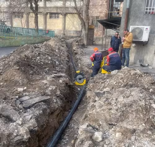 L'approviosionnement en eau des derniers étages en Arabkir est rétabli