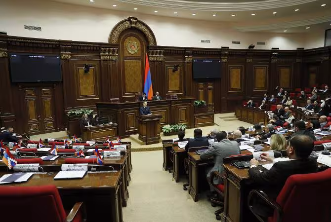 Discours du Premier ministre lors de la discussion du rapport de performance du plan d'action du gouvernement pour 2021