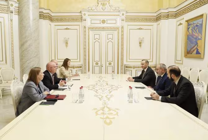 Le Premier ministre Pashinyan a reçu le nouveau Coprésident américain du groupe de Minsk de l'OSCE 