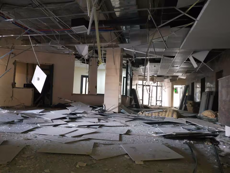 La maternité centrale de Stepanakert bombardée