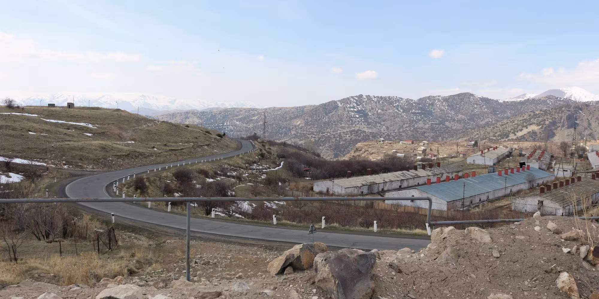 Des ONG environnementales confirment l'existence de gisements de minerai d'uranium à Amoulsar, l'entreprise dément