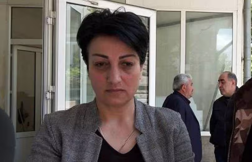 Emprisonnement d'une mère de soldat disparu - Du fait divers à l'affaire d'État