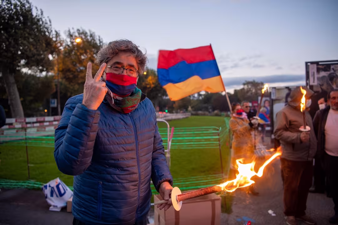 Diverses communautés rassemblées devant le siège d’ONU au Genève