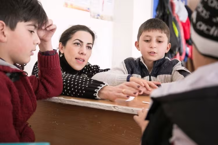 Հայաստանի կանայք - Femmes d'Arménie : Anna Unupoghlyan - pour la francophonie et les enfants !