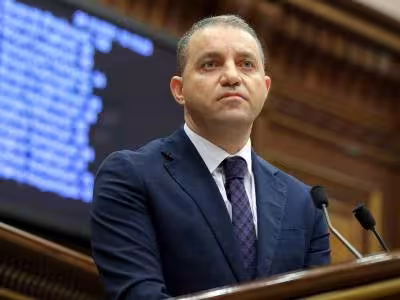 Ministre de l'Économie : en avril, le nombre de touristes entrant en Arménie était de 96 938