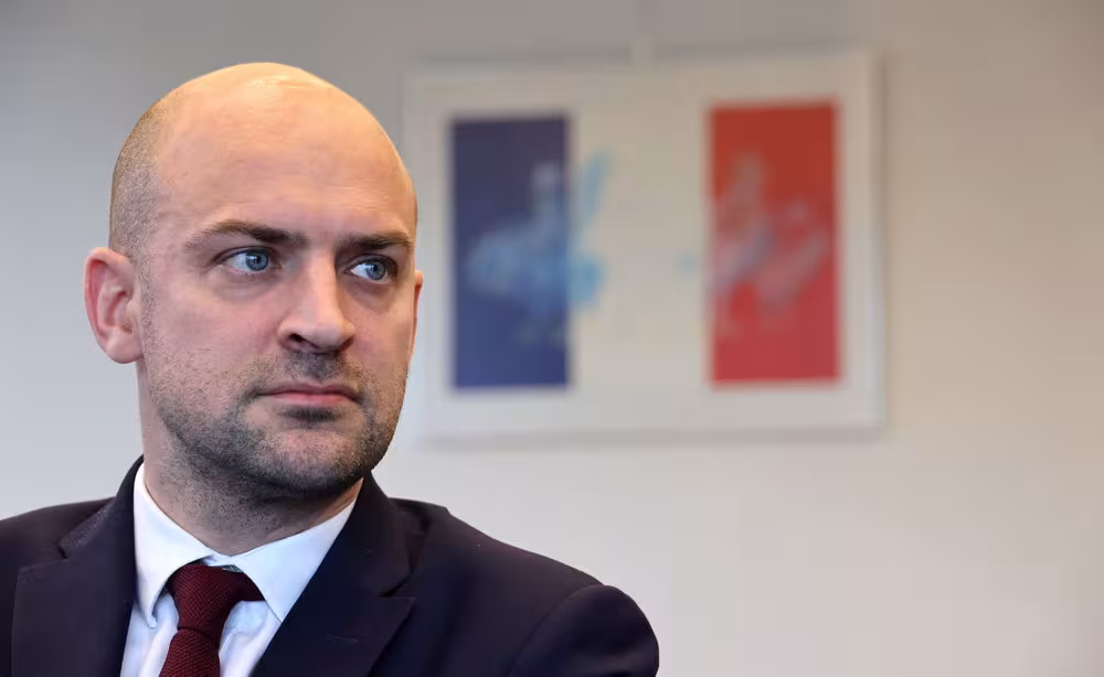 La France évacue ses ressortissants d'Iran via l'Arménie et la Turquie